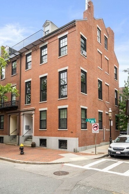 116 Main St Unit 3, Charlestown, MA 02129