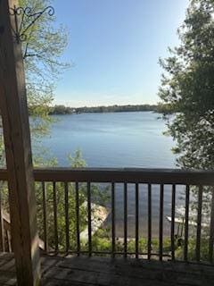 101 N Main St, Center City, MN 55012