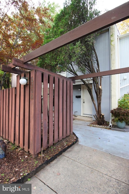 2208 Southgate Square, Reston, VA 20191