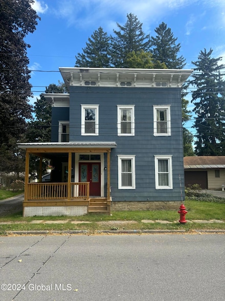 17 West St, Fort Plain, NY 13339
