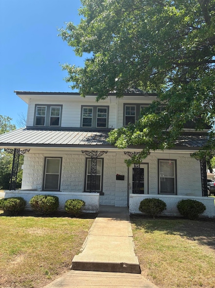 30 E St SW, Miami, OK 74354