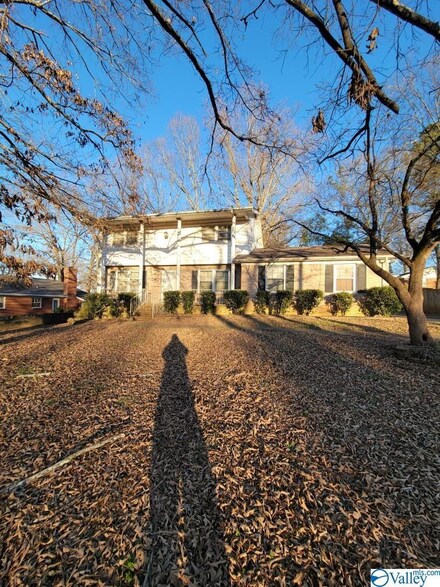 1902 Forney Dr NW, Huntsville, AL 35816