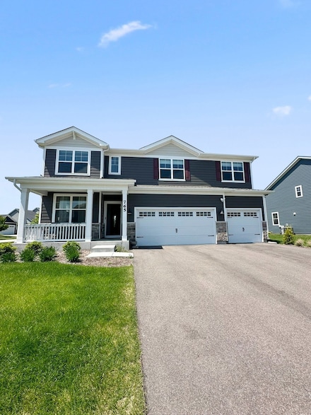 765 Kentshire Cir, Elgin, IL 60124