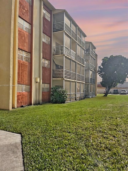 3610 NW 21st St Unit 311, Lauderdale Lakes, FL 33311