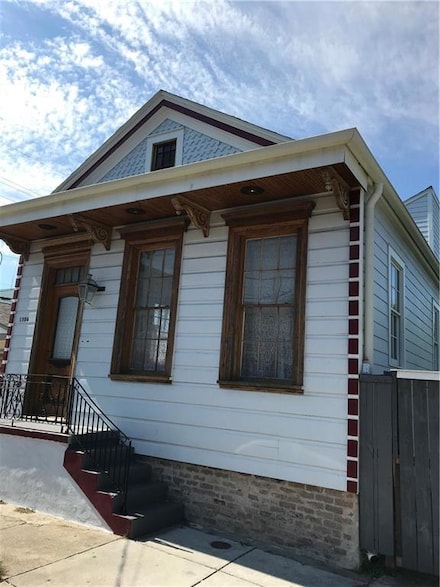 1506 Saint Philip St, New Orleans, LA 70116