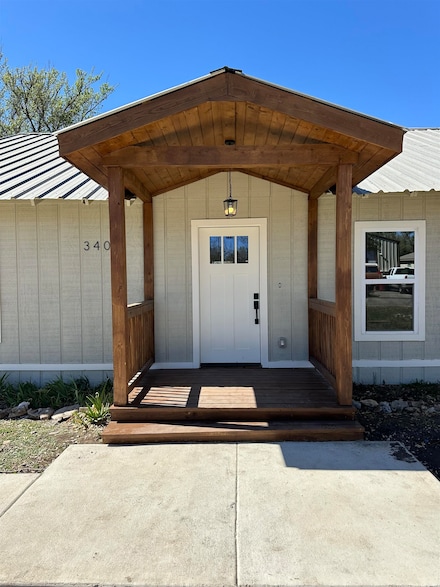 340 S Grange St, Bertram, TX 78605