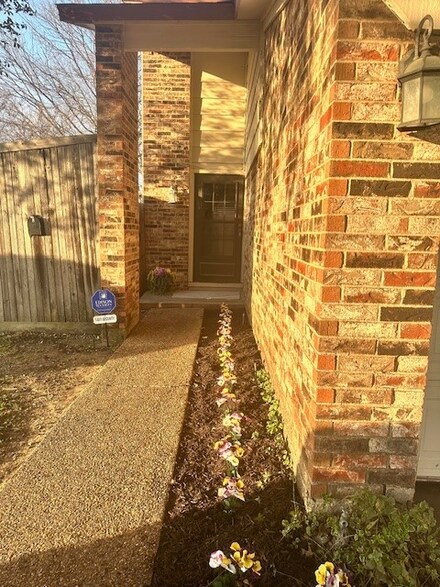 2901 Canis Cir, Garland, TX 75044