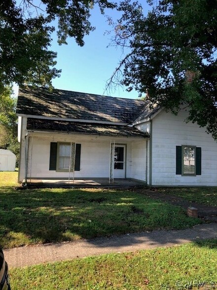 414 W 5th Ave, Lawrenceville, VA 23868