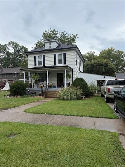 426 S Oak St, Ottawa, KS 66067