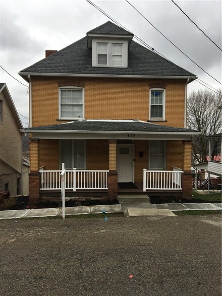 113 W 11th Ave, Tarentum, PA 15084