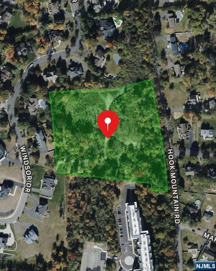 43 Hook Mountain Rd, Montville, NJ 07045