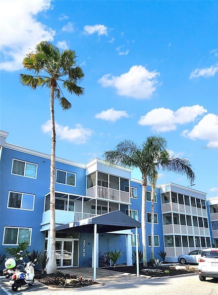 2700 Coconut Bay Ln Unit 419, Sarasota, FL 34237