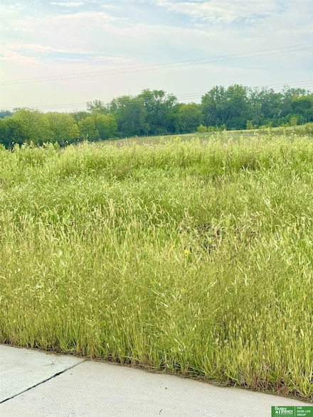 22715 Quarry Ln, Gretna, NE 68028