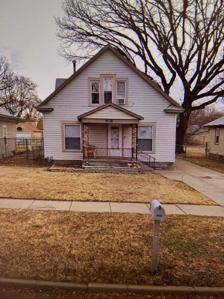 808 S Fern St, Wichita, KS 67213