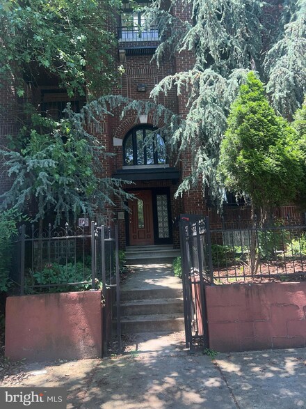 2202 Park Ave Unit 201, Baltimore, MD 21217