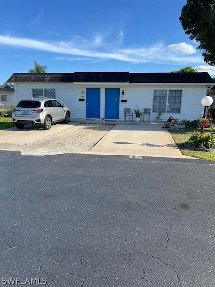 18 Hamlin Ct, Lehigh Acres, FL 33936