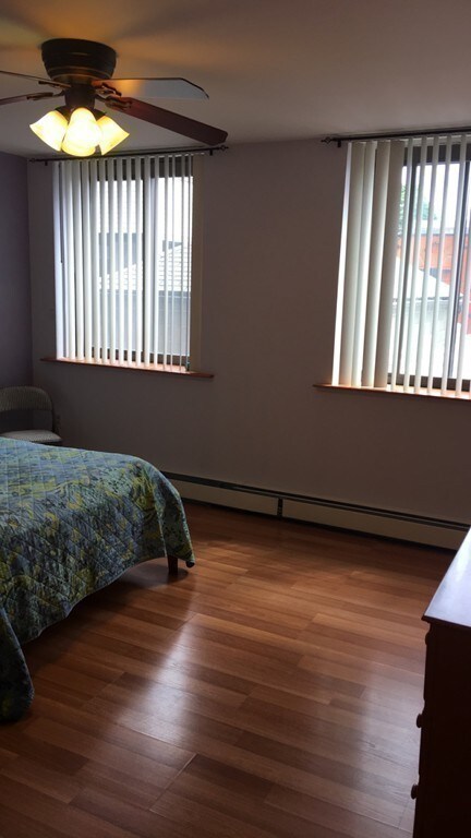 12 Locust St Unit 2E, Everett, MA 02149