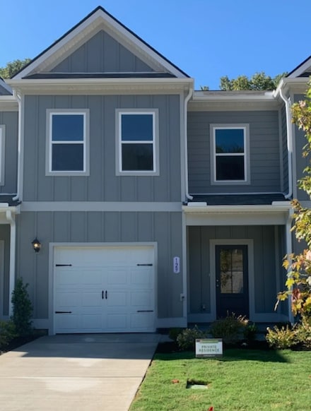 129 Ironhorse Way, Dickson, TN 37055