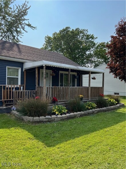 4258 Laurel Rd, Lorain, OH 44055