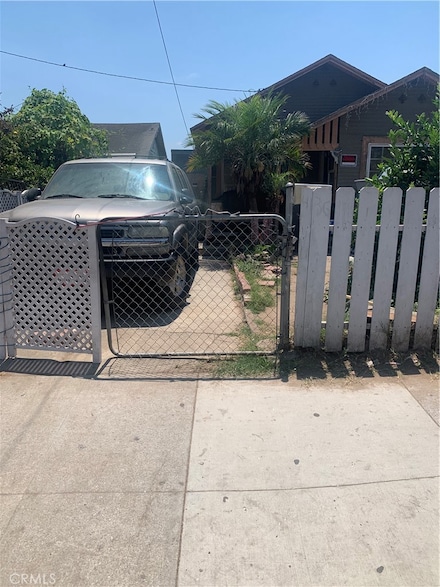 4136 W 111th St, Inglewood, CA 90304