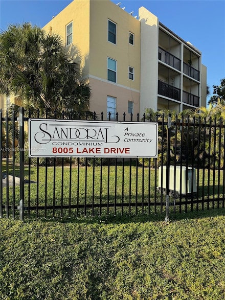 8005 Lake Dr Unit 404, Doral, FL 33166