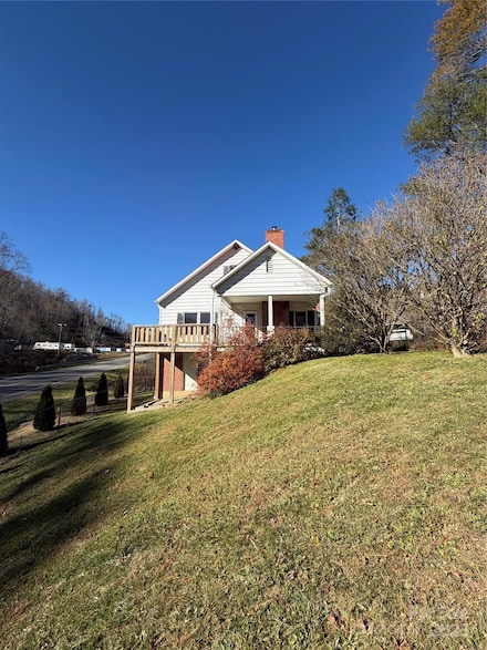 202 Snow Hill Rd, Bakersville, NC 28705