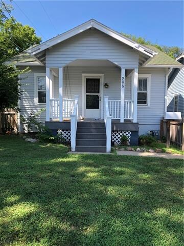 208 W 15th St, Lawrence, KS 66044