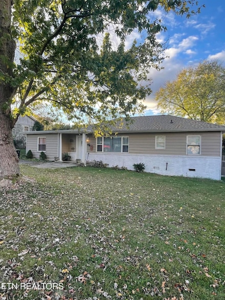 635 Sunview Dr, Athens, TN 37303