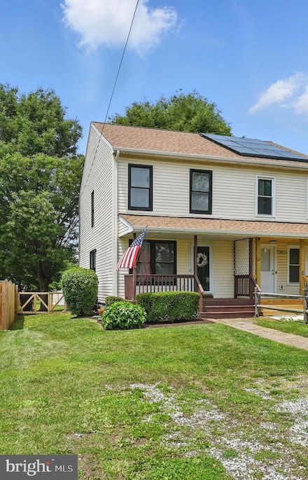 403 S 11th St, Purcellville, VA 20132