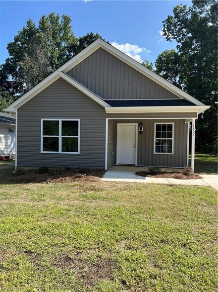 1608 Boundary Ave, High Point, NC 27260