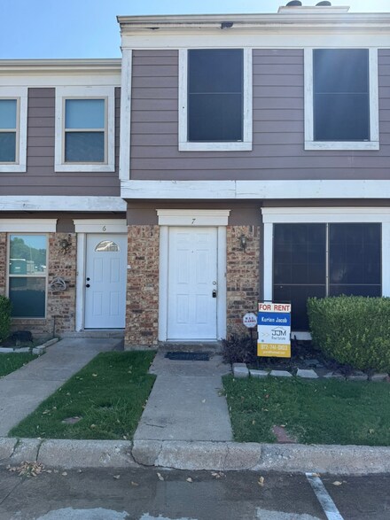 717 Lee St Unit 7, Mesquite, TX 75149