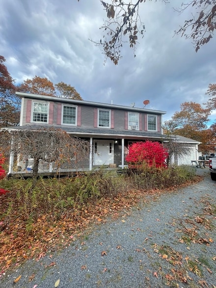 215 Ashumet Rd, Mashpee, MA 02649