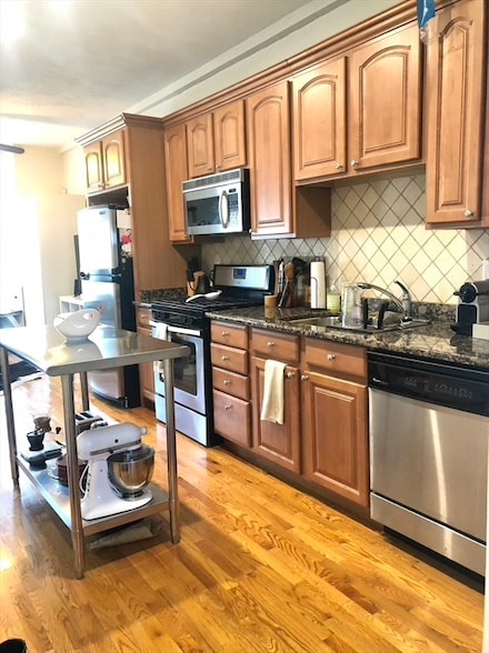 288 W 3rd St Unit 2, Boston, MA 02127