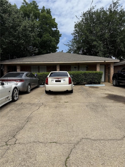 610 N Pecan St Unit A&B, Arlington, TX 76011