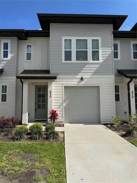 835 Longboat Dr, Davenport, FL 33896