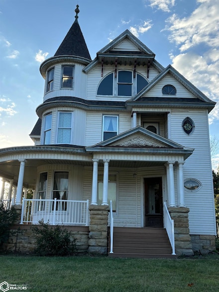 303 Washington St, Bonaparte, IA 52620