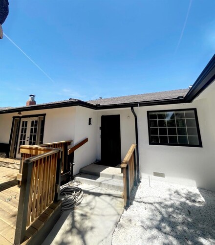 752 E Stuart Ave, Fresno, CA 93710
