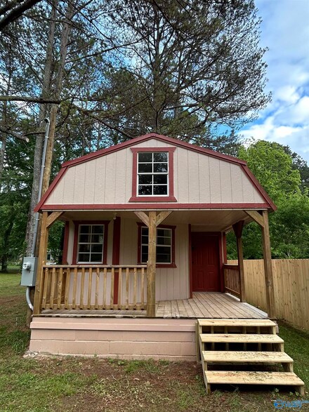 98 View Dr, Scottsboro, AL 35769