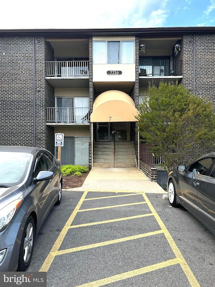 7726 Hanover Pkwy Unit 301, Greenbelt, MD 20770
