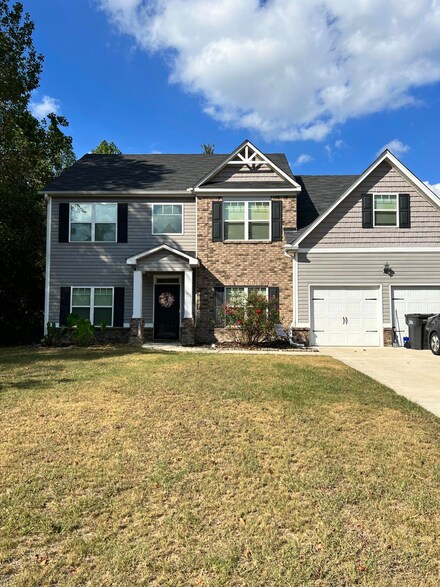 3011 Spring Creek Dr, Hephzibah, GA 30815