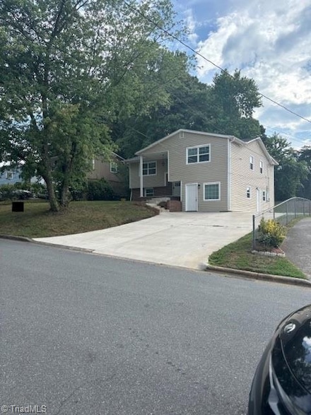 1439 E Sedgefield Dr, Winston Salem, NC 27107
