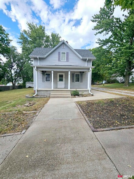 509 E Forrest St, Sutton, NE 68979