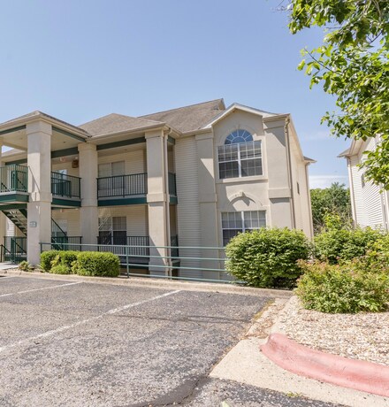 351 S Wildwood Dr Unit 5, Branson, MO 65616