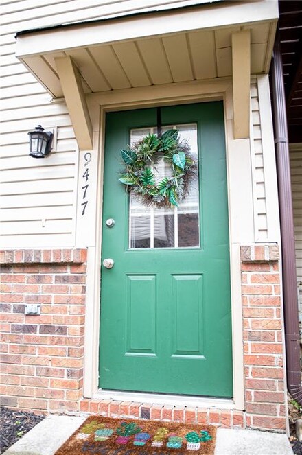 9477 Maple Way, Indianapolis, IN 46268