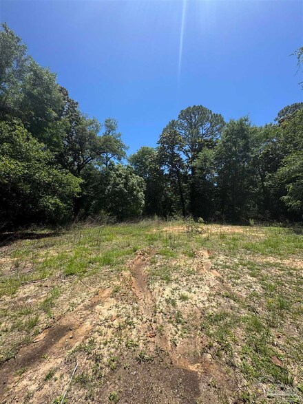 9405 Sidney Rd, Pensacola, FL 32507