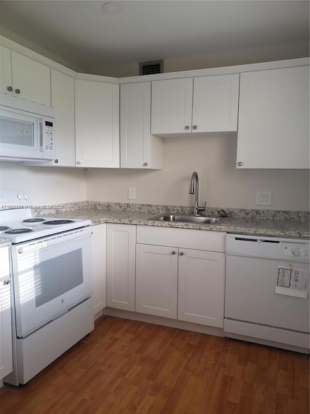 200 SW 132nd Way Unit L104, Pembroke Pines, FL 33027