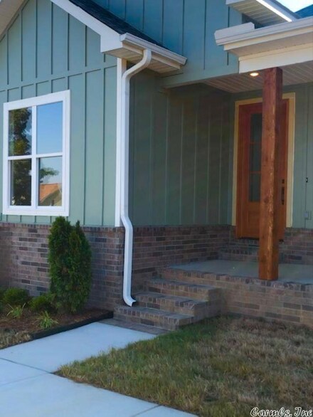 3 Park Dr, Bryant, AR 72022