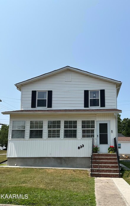 833 Poplar St, Alcoa, TN 37701