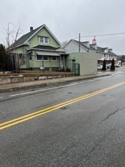 681 Millbury St, Worcester, MA 01607