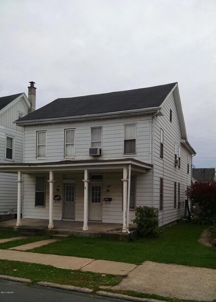 144 Center St Unit 146, Milton, PA 17847